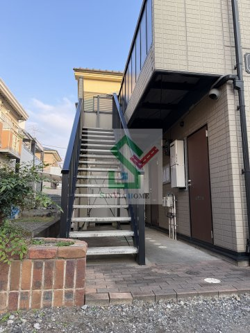 パナハイツ岡田のエントランス