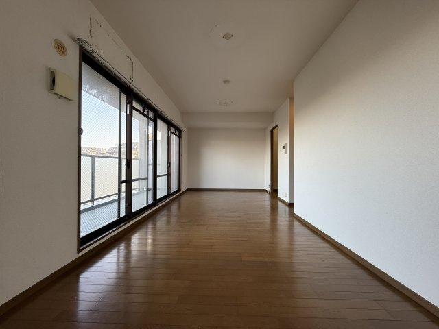 ヴィルヌーブ緑地公園ノースヒルの居間・リビング