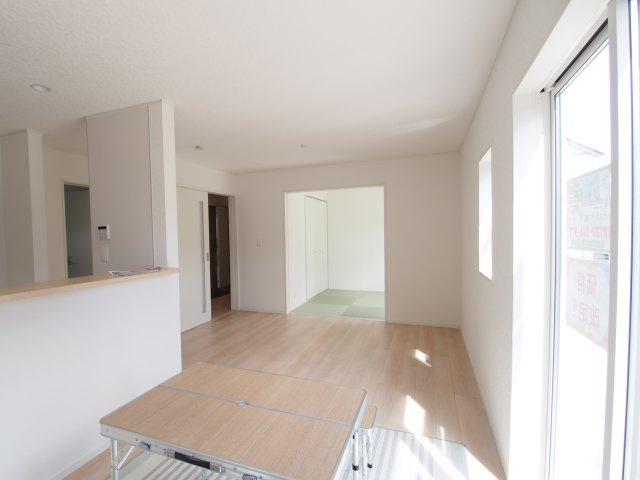 【居間・リビング】 | Cradle garden　郡山市富田町第１９　７号棟 | ※同施工物件写真