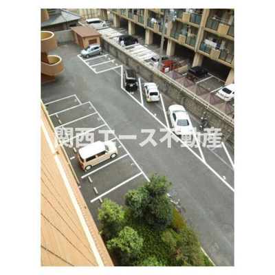 【駐車場】 | シャトー・レイクルイーズ