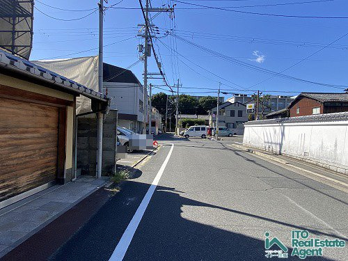 吉田中大路町 中古戸建の周辺