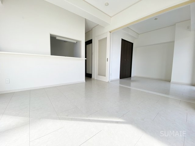 プライムコートの居間・リビング