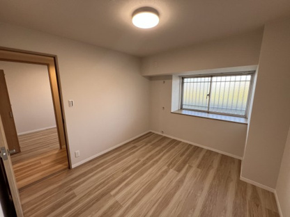 【洋室】パレス朝霧 