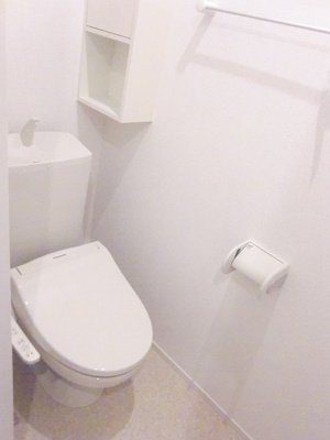 【トイレ】 | サングレアル・美 | 落ち着いたトイレです