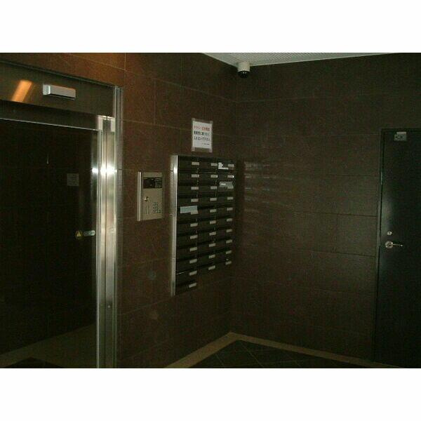 アーバイル東京ＮＥＳＴのエントランス| 