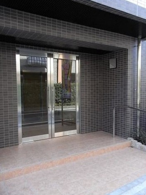 【エントランス】 | ウィステリア ヒルズ ナカムラ