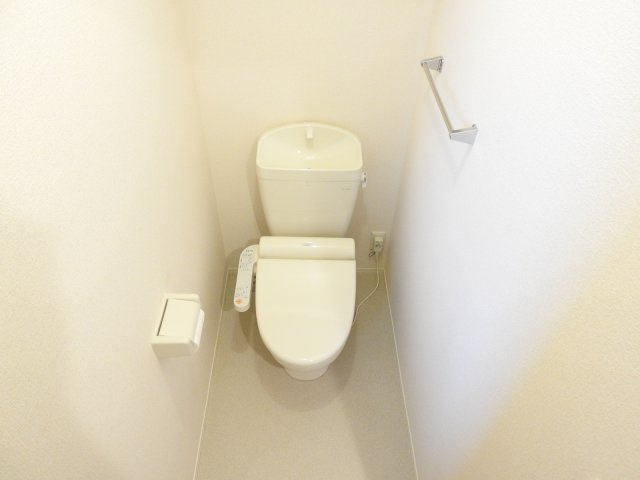 まなび野八番館のトイレ|温水洗浄便座付