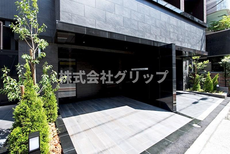 Le'a横濱アヴニールのエントランス