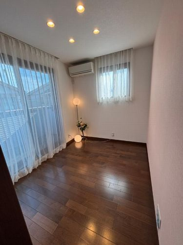 【洋室】 | 【仲介手数料０円】相模原市南区御園3丁目　中古一戸建て | 【仲介手数料０円】相模原市南区御園3丁目　中古一戸建て