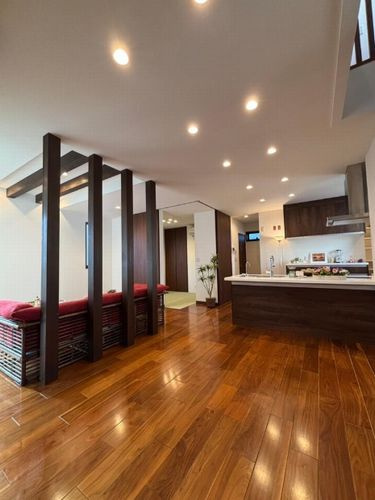 【居間・リビング】 | 【仲介手数料０円】相模原市南区御園3丁目　中古一戸建て | 【仲介手数料０円】相模原市南区御園3丁目　中古一戸建て