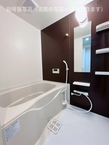 春日井市上条町１丁目の賃貸マンションの浴室