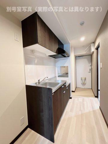 春日井市上条町１丁目の賃貸マンションの玄関