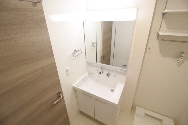 【独立洗面台】 | プティ・パレ