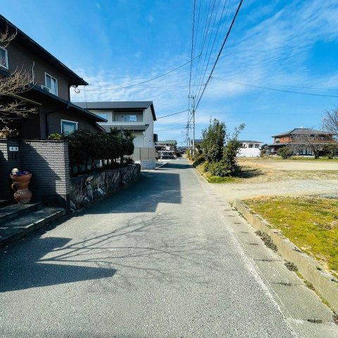糸島市篠原西３丁目　売り土地【2号地】の周辺|南西道路で幅員４mです