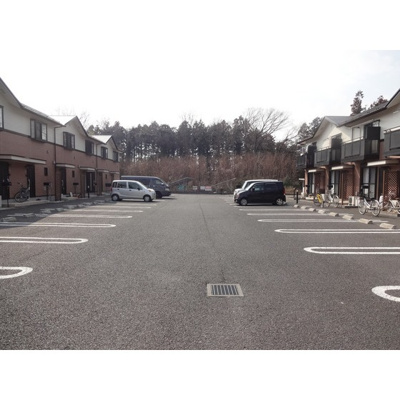 【駐車場】 | Foret Charmant A