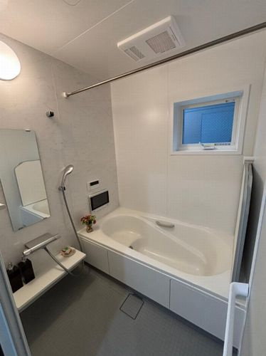 【浴室】 | 【仲介手数料０円】海老名市杉久保南1丁目　中古一戸建て | 【仲介手数料０円】海老名市杉久保南1丁目　中古一戸建て