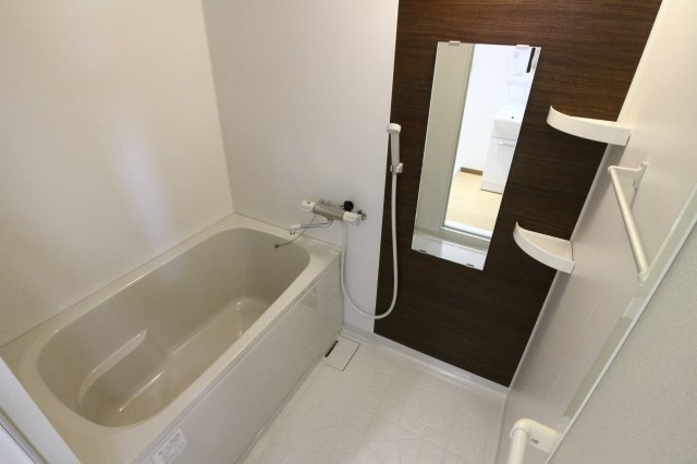 学園西カレッジハイツの浴室