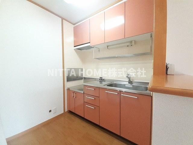 ヴィラ・ポポラーレⅡのキッチン|オープンタイプのキッチンスペースになります★