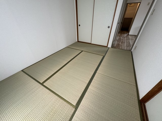 サニーコートBの和室