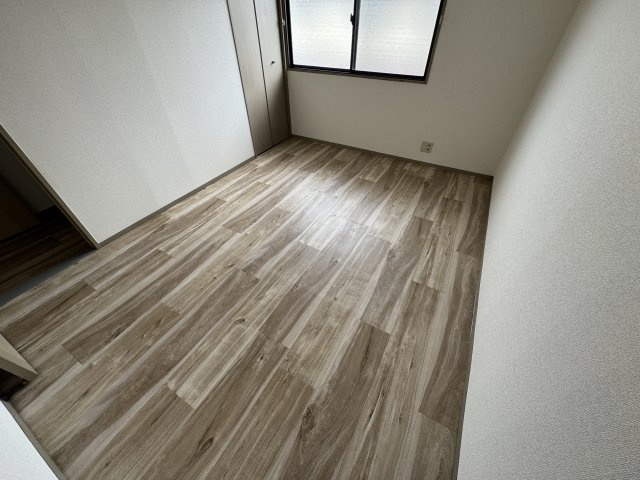 サニーコートBの洋室