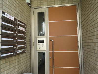 【エントランス】 | ヴェリタサクラーレ