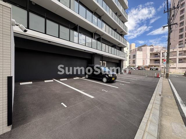 リベール博多駅前の駐車場