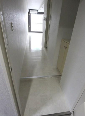 サンヒル新町　最上階　敷金0　礼金0　TVドアフォン　の玄関