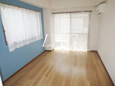 【寝室】 | ホワイトハイツ | 寝室です。