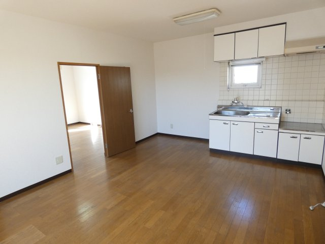 ハイツゴールドの居間・リビング