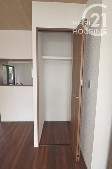 【構造・工法・仕様】 | 武蔵村山市岸3丁目　中古戸建 | LDKにある収納スペースです