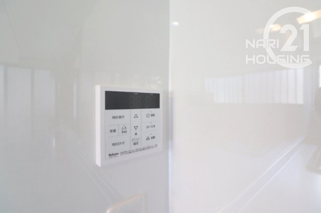 【発電・温水設備】 | 武蔵村山市岸3丁目　中古戸建 | 給湯設備