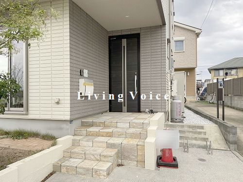 【玄関】 | 【仲介手数料０円】綾瀬市深谷中6丁目　中古一戸建て | 【仲介手数料０円】綾瀬市深谷中6丁目　中古一戸建て