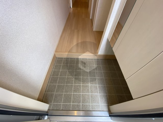 ロイヤルMaedaⅡの玄関