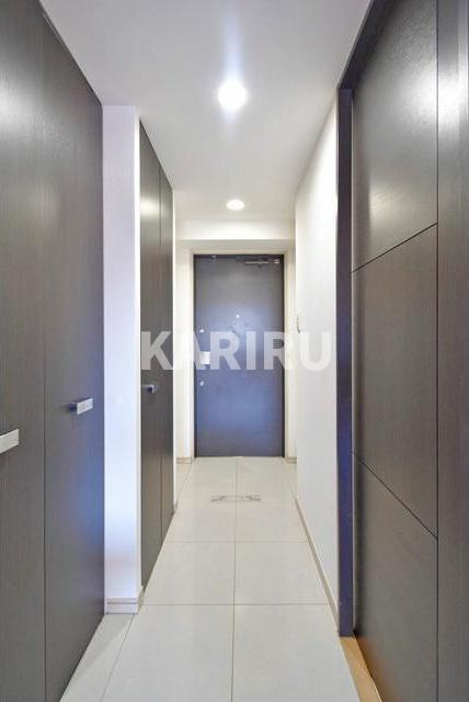 ISM谷町六丁目の玄関