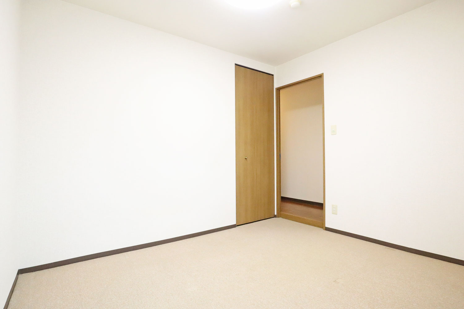 リベール栗山の内装|洋室 約5.8帖