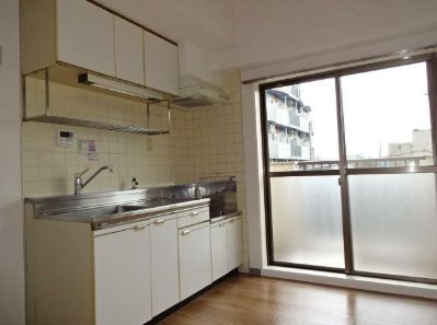 足立区竹の塚１丁目の賃貸マンション