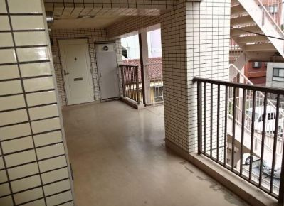 足立区竹の塚１丁目の賃貸マンション