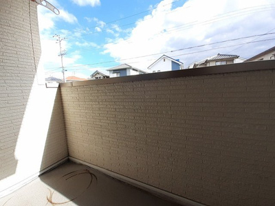 【バルコニー】 | ハマナスⅠ | バルコニーからの眺めを楽しみながら食事をしませんか