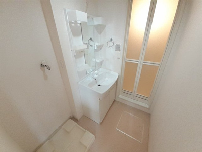 【洗面所】 | ハマナスⅠ | 明るい洗面所です
