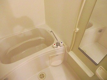 【浴室】 | エスポワール中地 | きれいなお風呂です