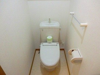 【トイレ】 | エスポワール中地 | コンパクトで使いやすいトイレです