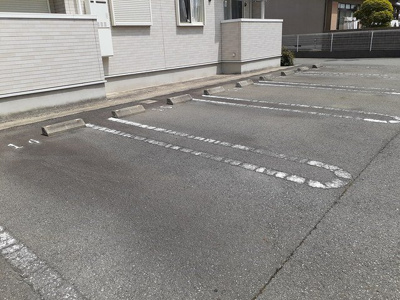 【駐車場】 | フェリア香呂Ｂ | 駐車場があります