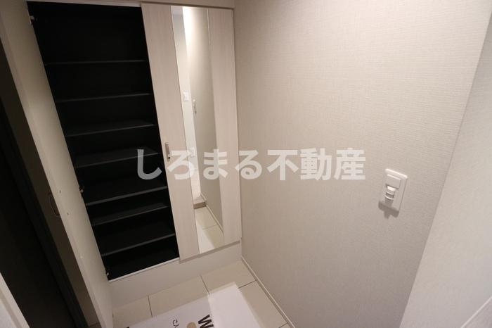 ＩＢＣ　Ｒｅｓｉｄｅｎｃｅ　Ｅａｓｔの玄関