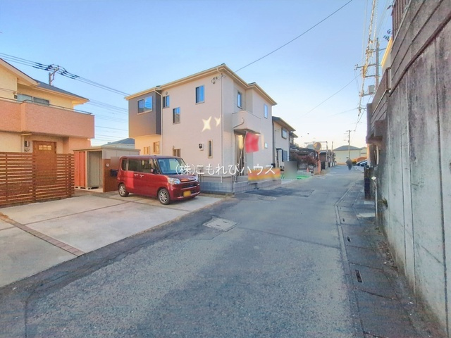 鴻巣市大間　新築一戸建て　2区画　01の前面道路含む現地写真|撮影：'26/01/23