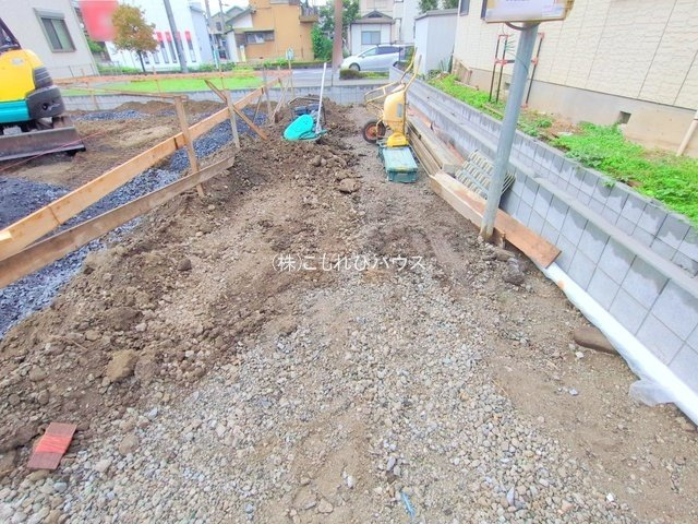 鴻巣市大間　新築一戸建て　2区画　01の駐車場|撮影：'25/10/01
