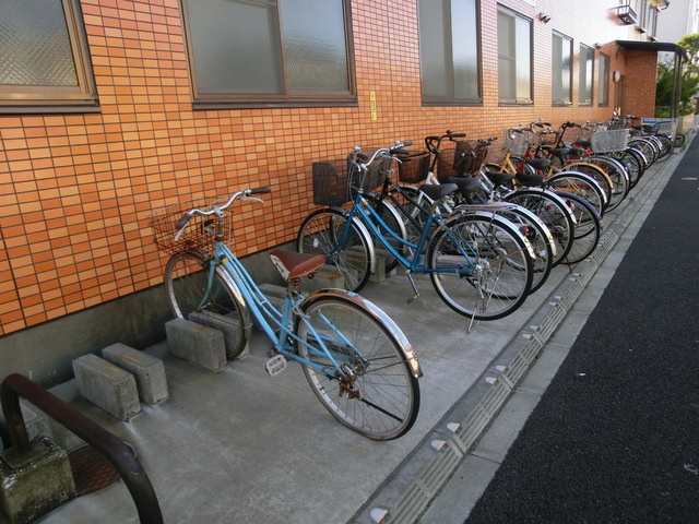 第二プラムフラワーガーデンのその他共用部分|敷地内専用駐輪場あります。