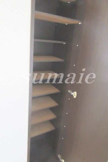 第二プラムフラワーガーデンの収納|シューズボックスです