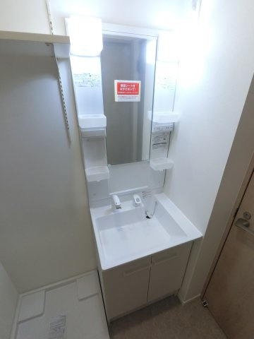 AQUE24の独立洗面台