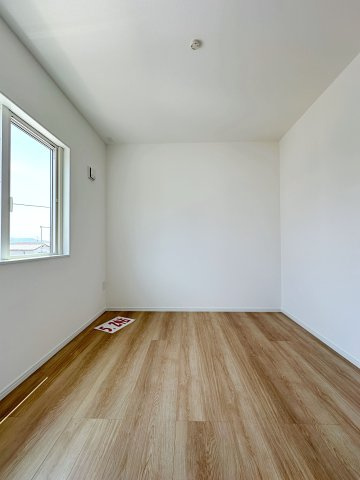 佐伯区皆賀1丁目No.1の洋室|5.2帖の洋室☆