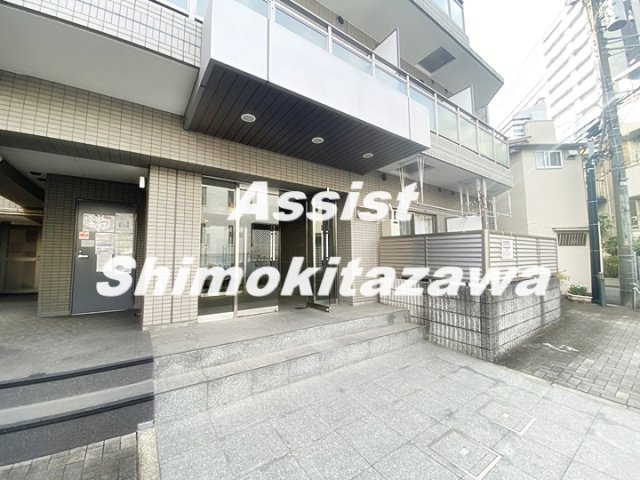 グリーンネストのエントランス